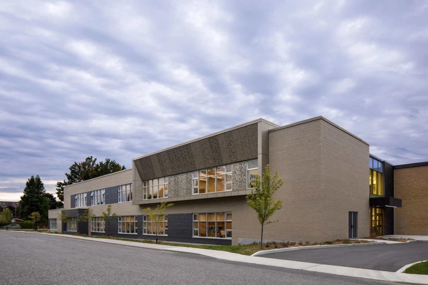 PR ECOLE PARC DE LA MONTAGNE AW 002