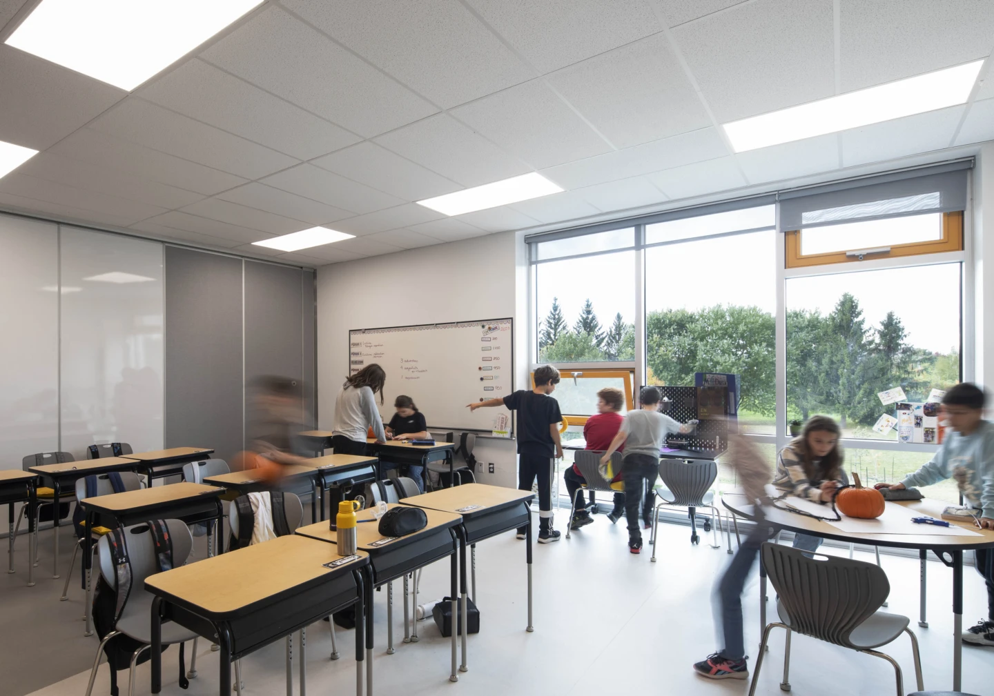 Intérieur de l’école au Domaine-sur-le-Vert