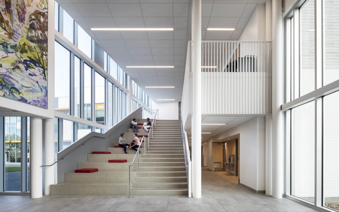 Intérieur de l’école au Domaine-sur-le-Vert