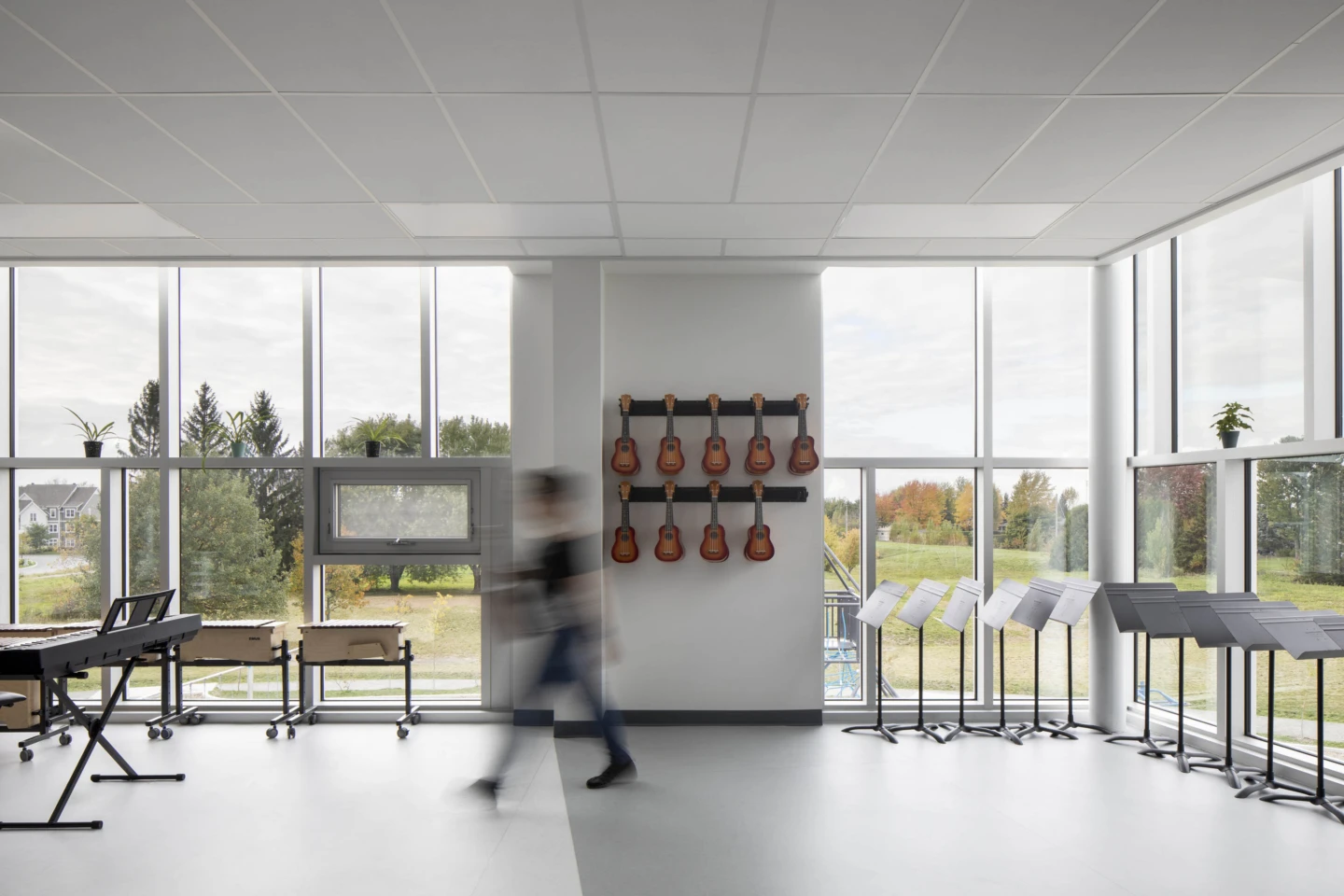 Intérieur de l’école au Domaine-sur-le-Vert