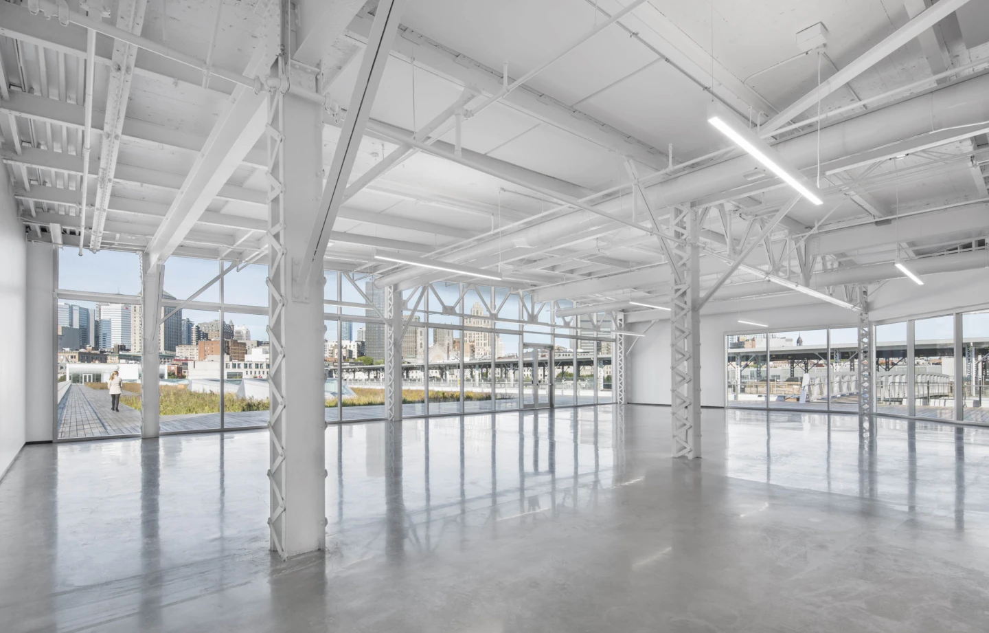 Intérieur du Grand Quai du Port de Montréal