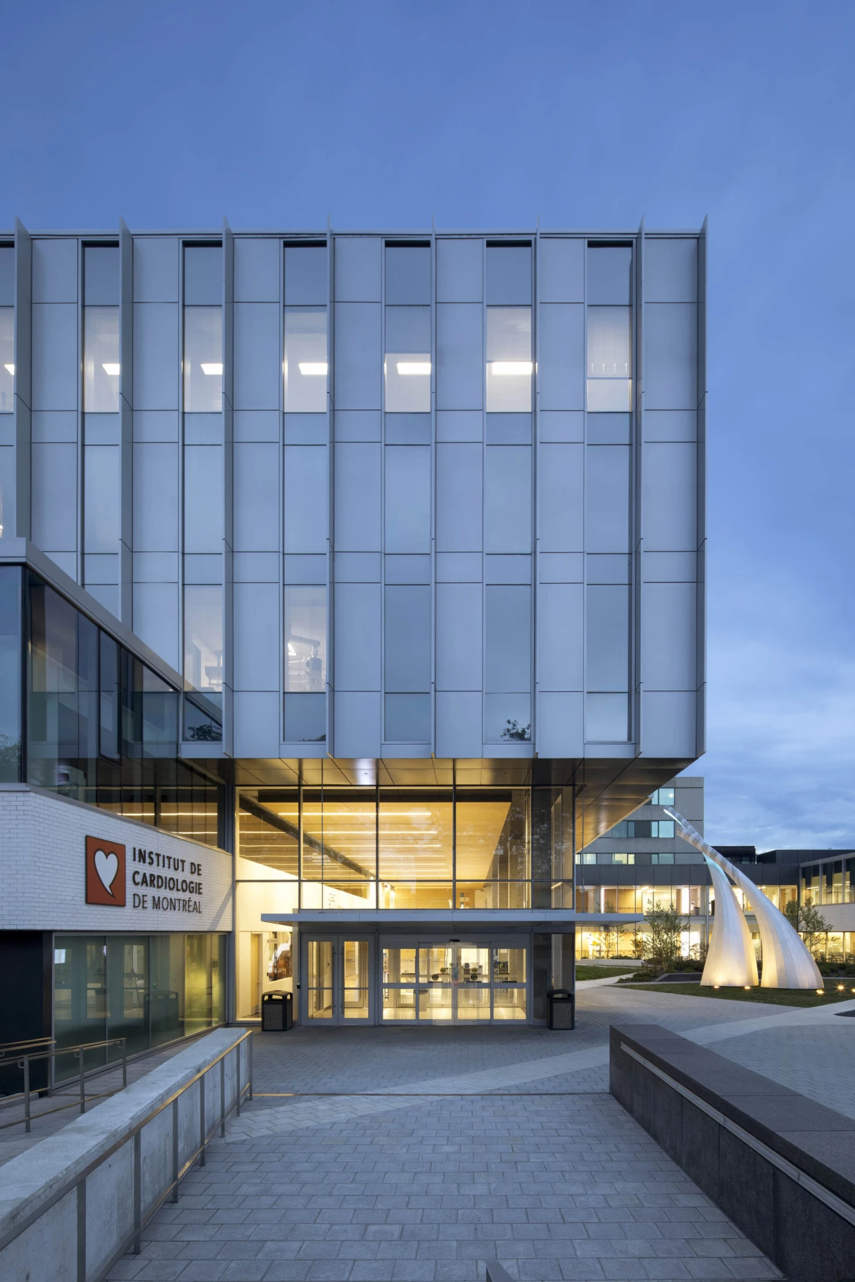 Extérieur de l'Institut de cardiologie de Montréal