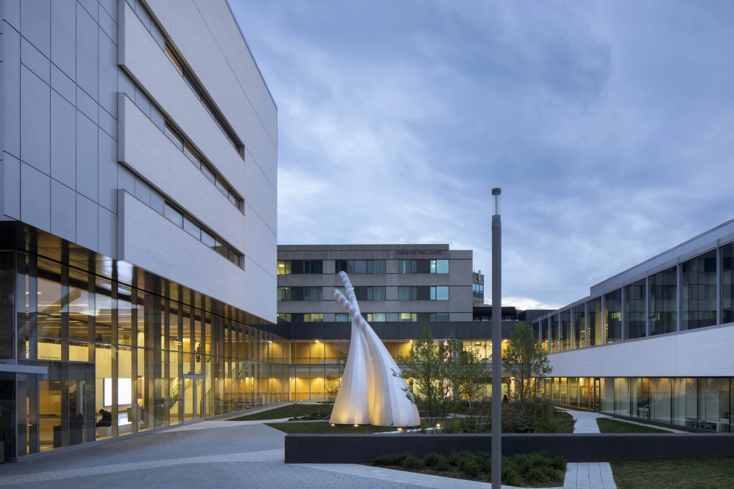 Extérieur de l'Institut de cardiologie de Montréal