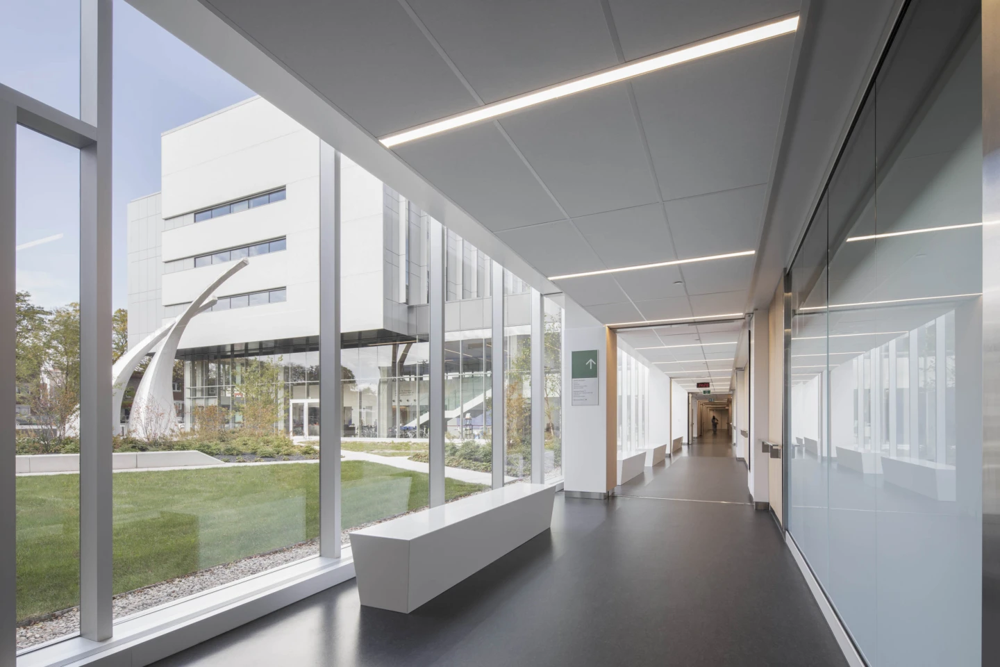 Couloir à l'Institut de cardiologie de Montréal