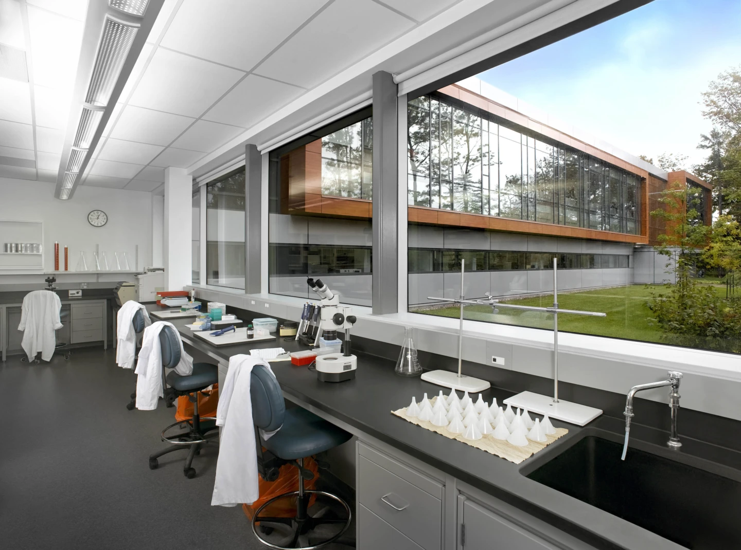 Intérieur du Laboratoire de santé animale à Québec