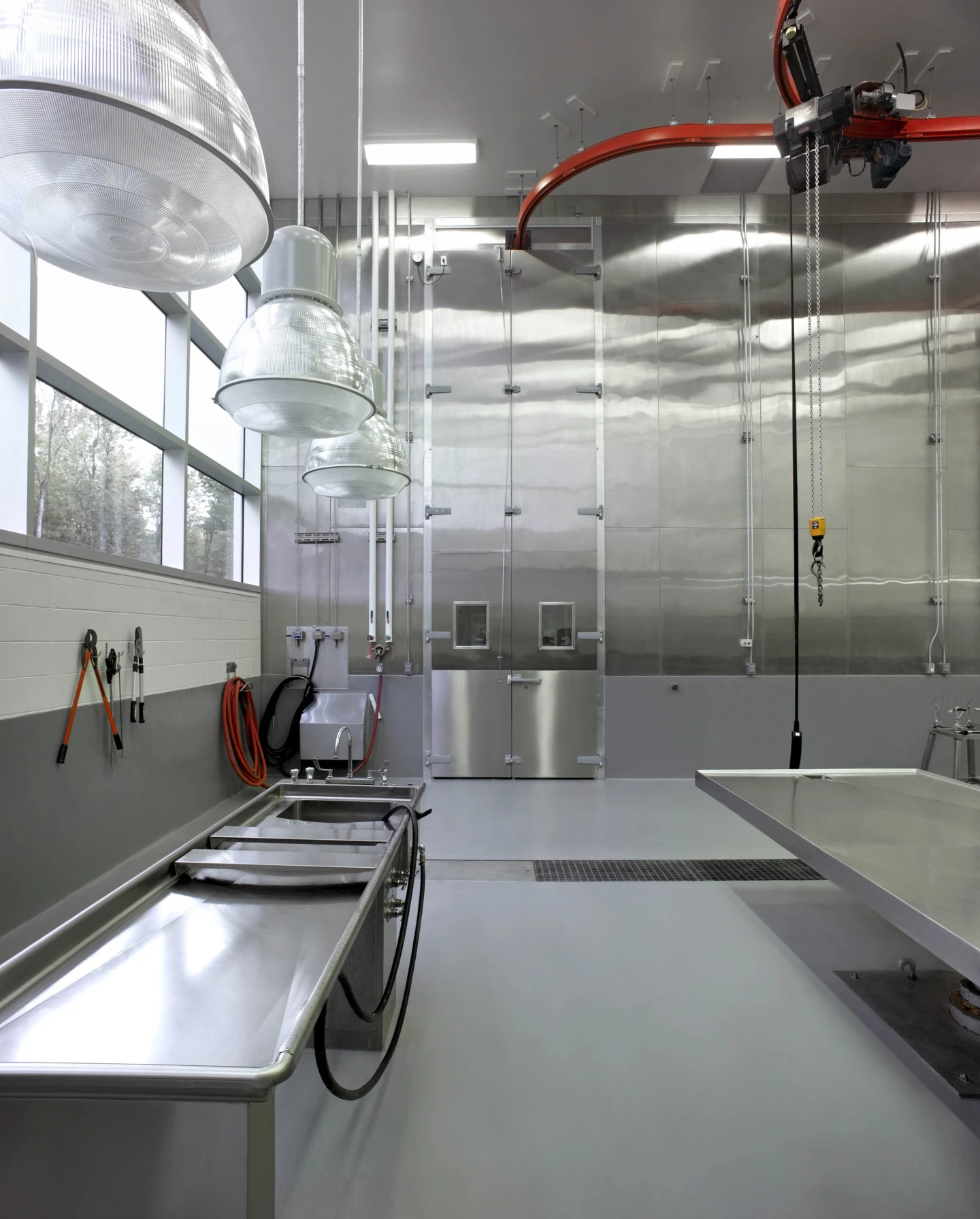 Intérieur du Laboratoire de santé animale à Québec