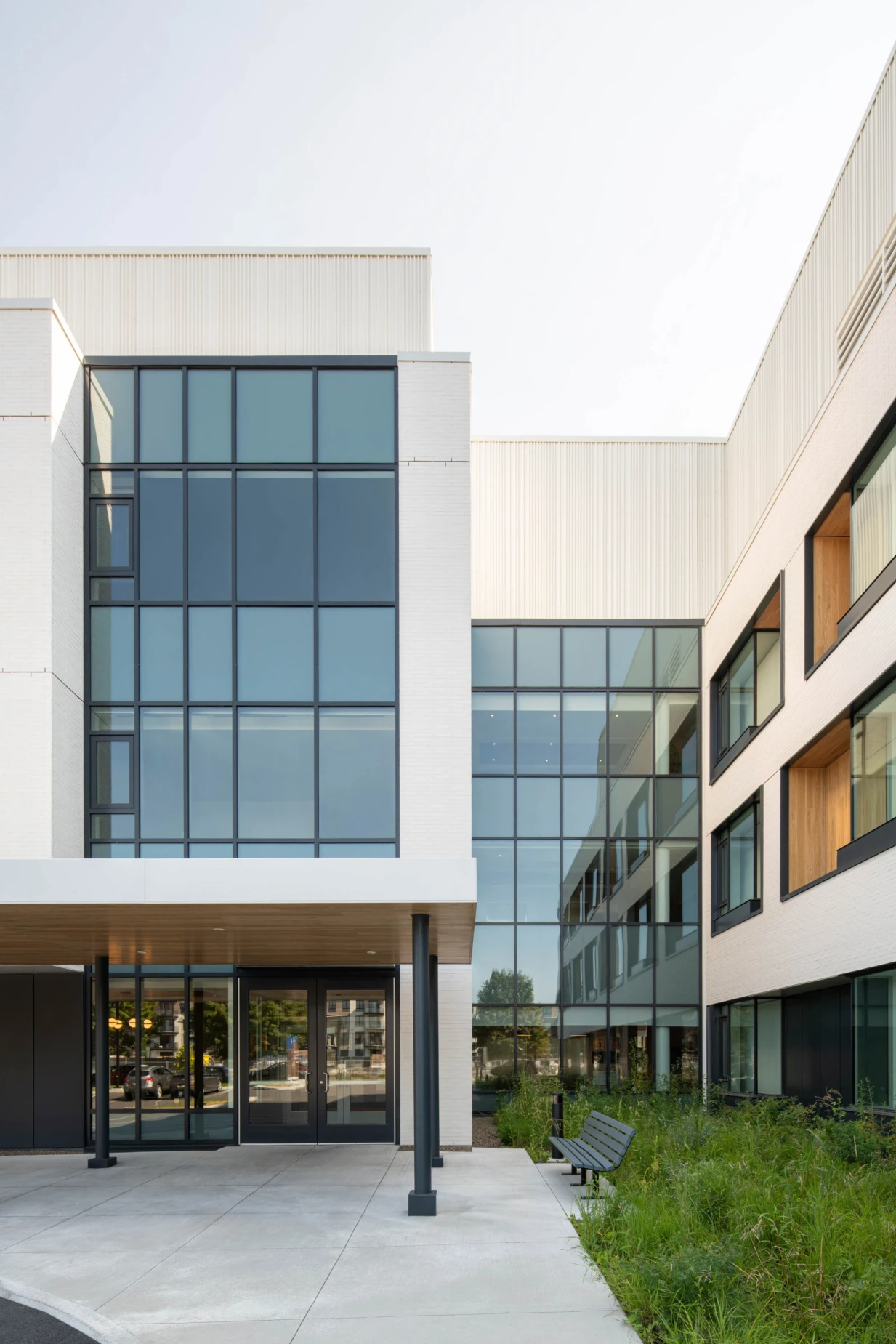 PR MDA CHATEAUGUAY DB 001