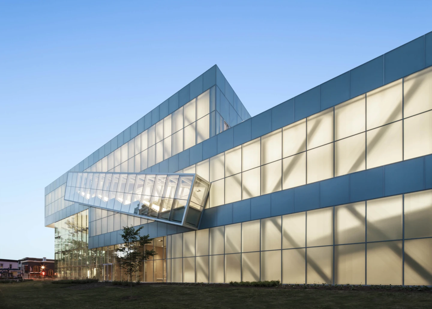 Extérieur du Musée des beaux-arts du Québec, vue de côté