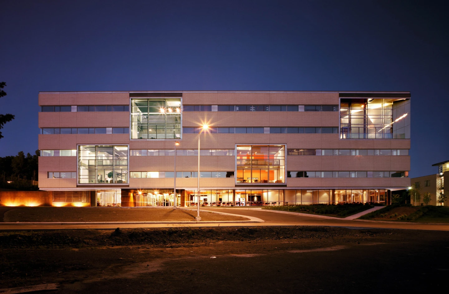 PR J ARMAND BOMB MB 009