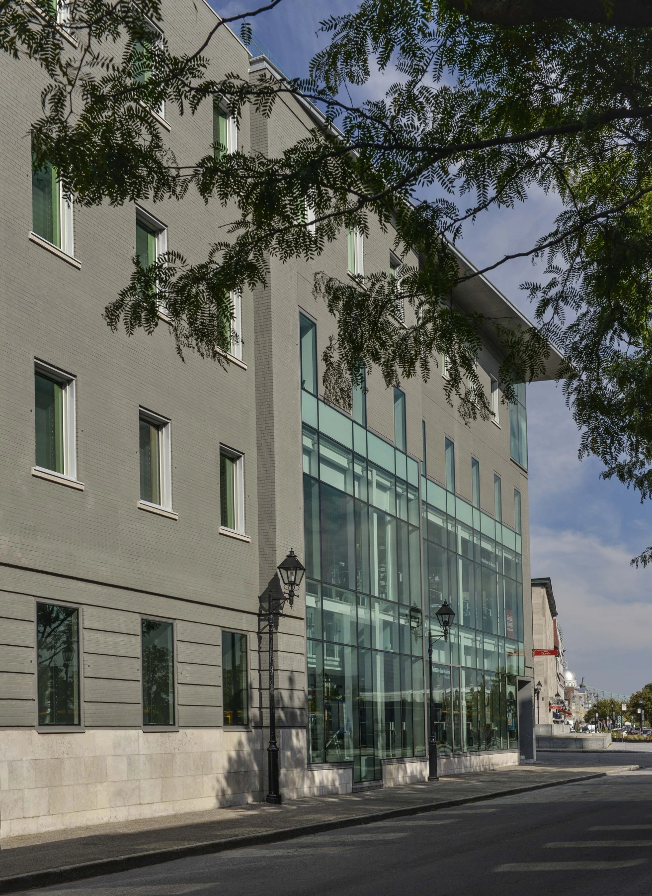 Extérieur de la Maison-Des-Marins – Pointe-à-Callière