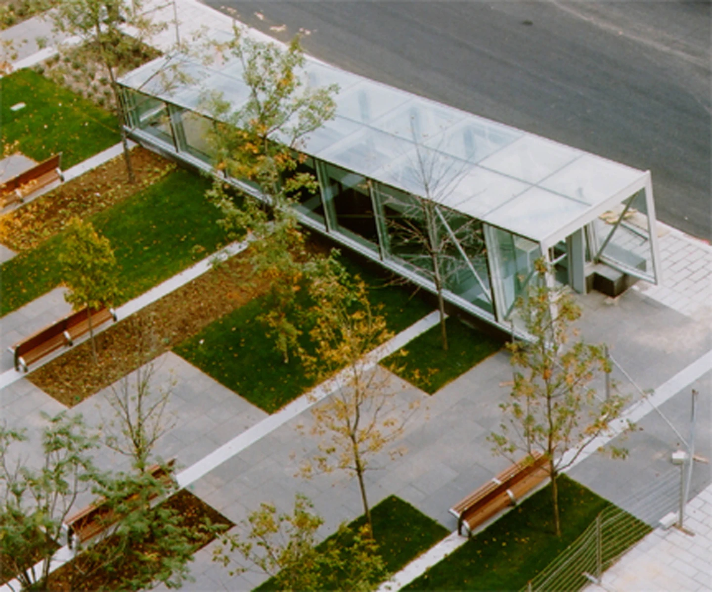 Vue de haut du Quartier international de Montréal