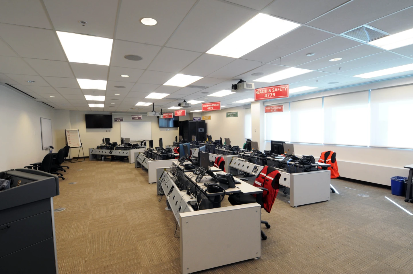 Intérieur du Region of York Emergency Medical Services Headquarters, espace bureaux
