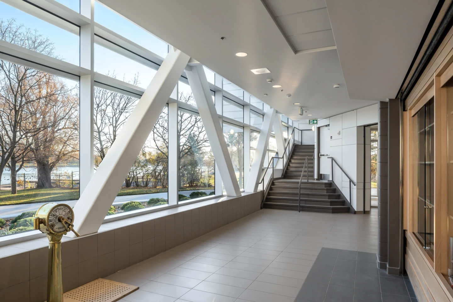 Intérieur de la Réserve navale NCSM Carleton