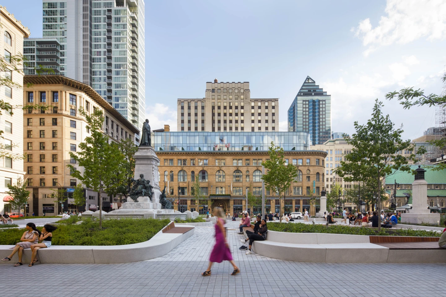 Vue de côté du Square Phillips