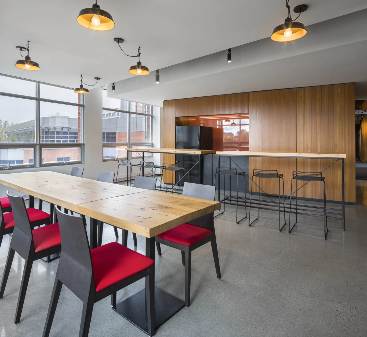 Intérieur de SOCAN, espace de cuisine