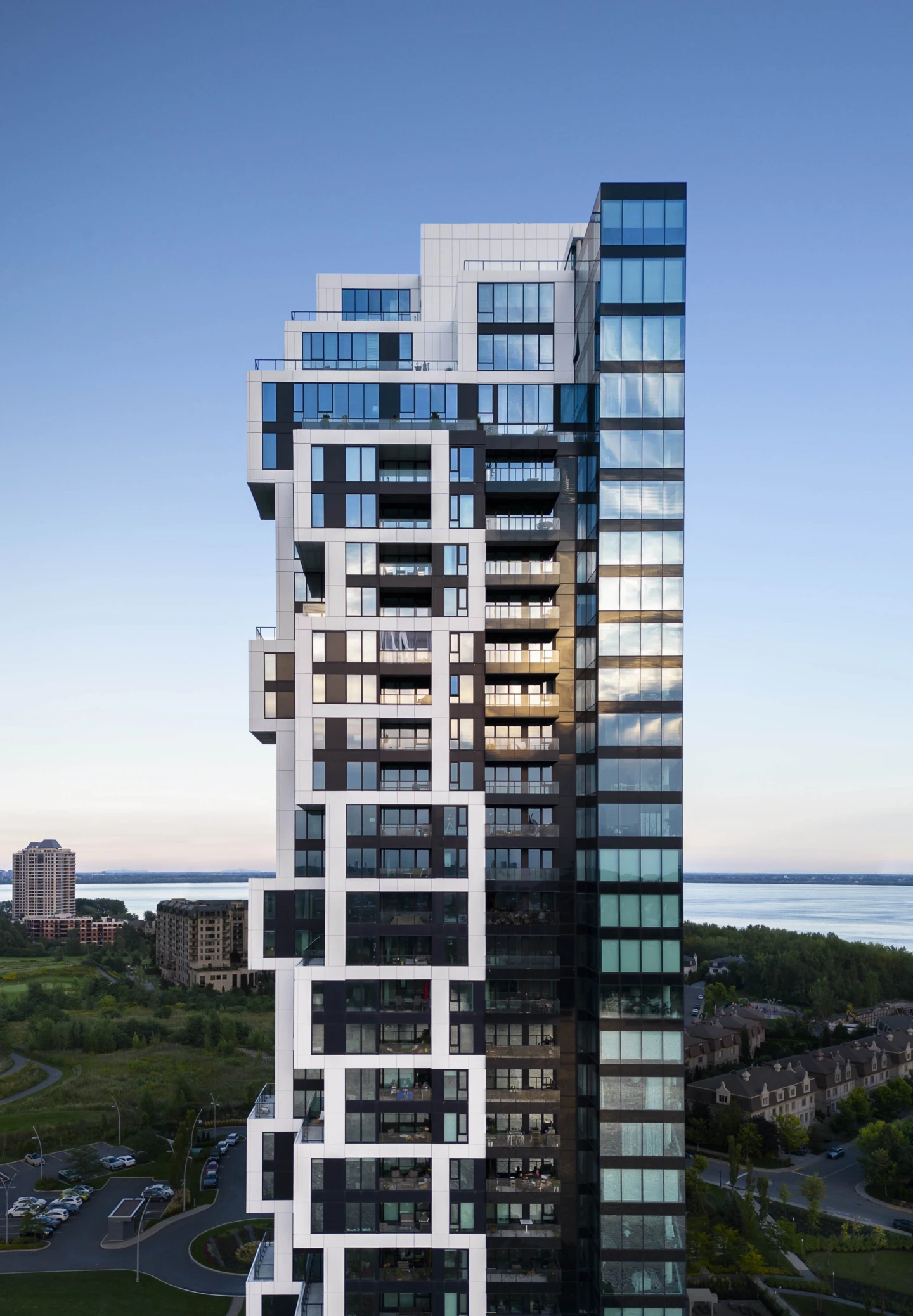 Extérieur du Symphonia POP