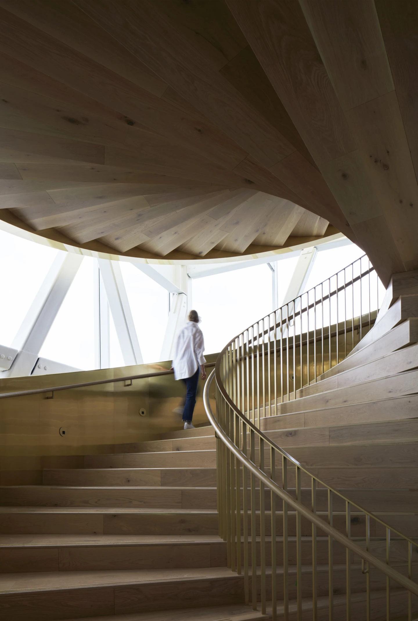 Intérieur de la Tour du Port de Montréal, vue des escaliers