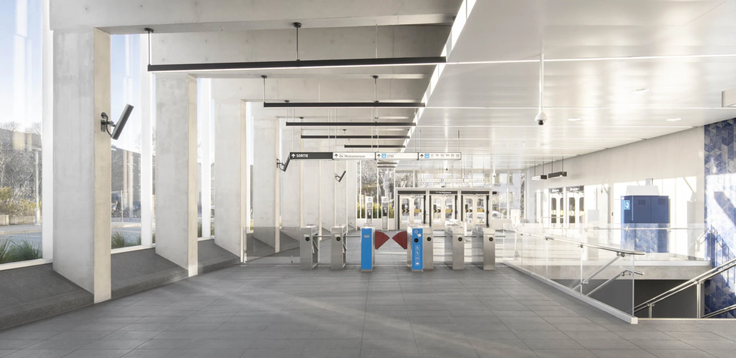 Intérieur du Pôle multimodal Vendôme, vue de l'entrée