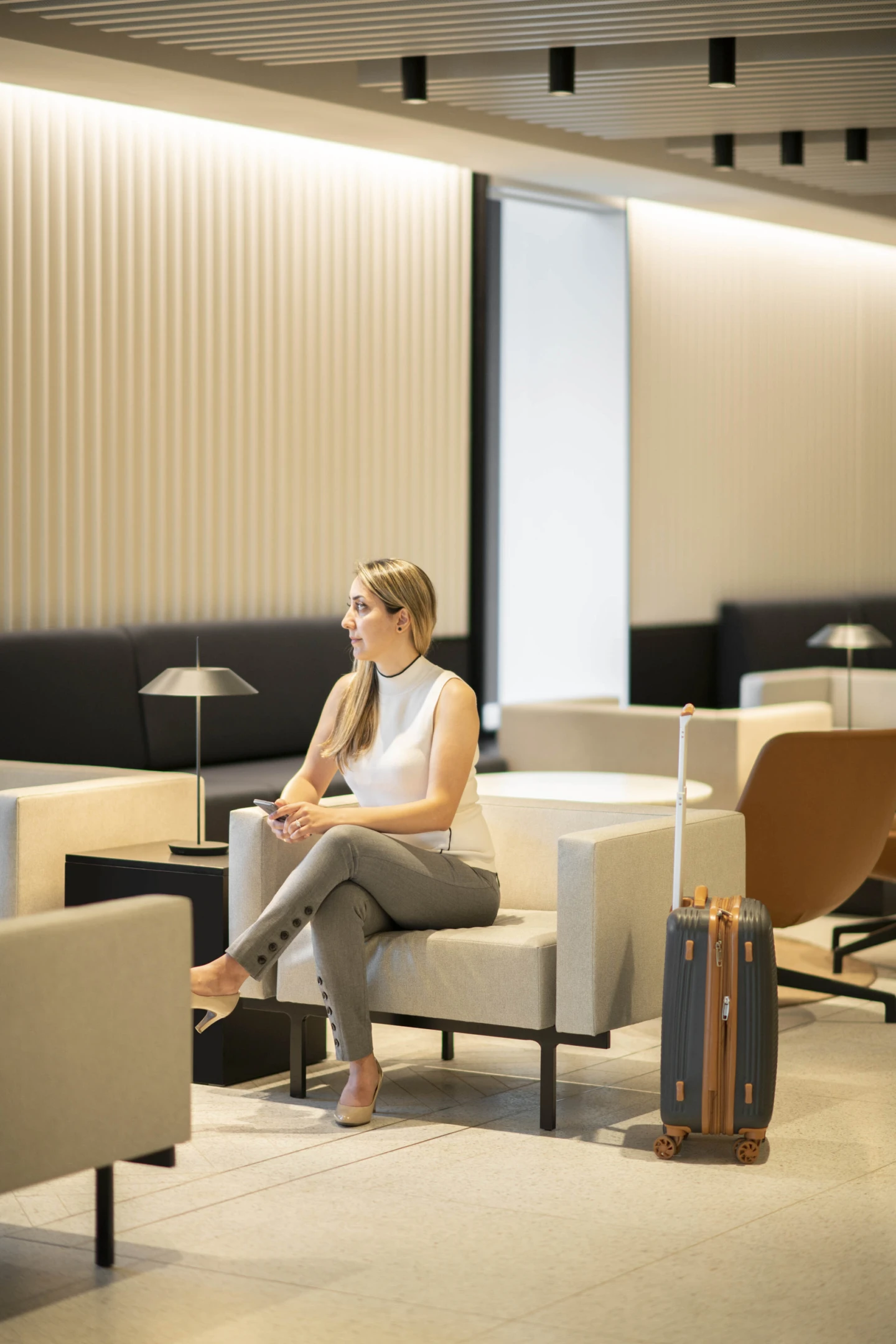 Intérieur de la Gare d’Ottawa et Salon d’affaires Via Rail, vue d'un espace commun