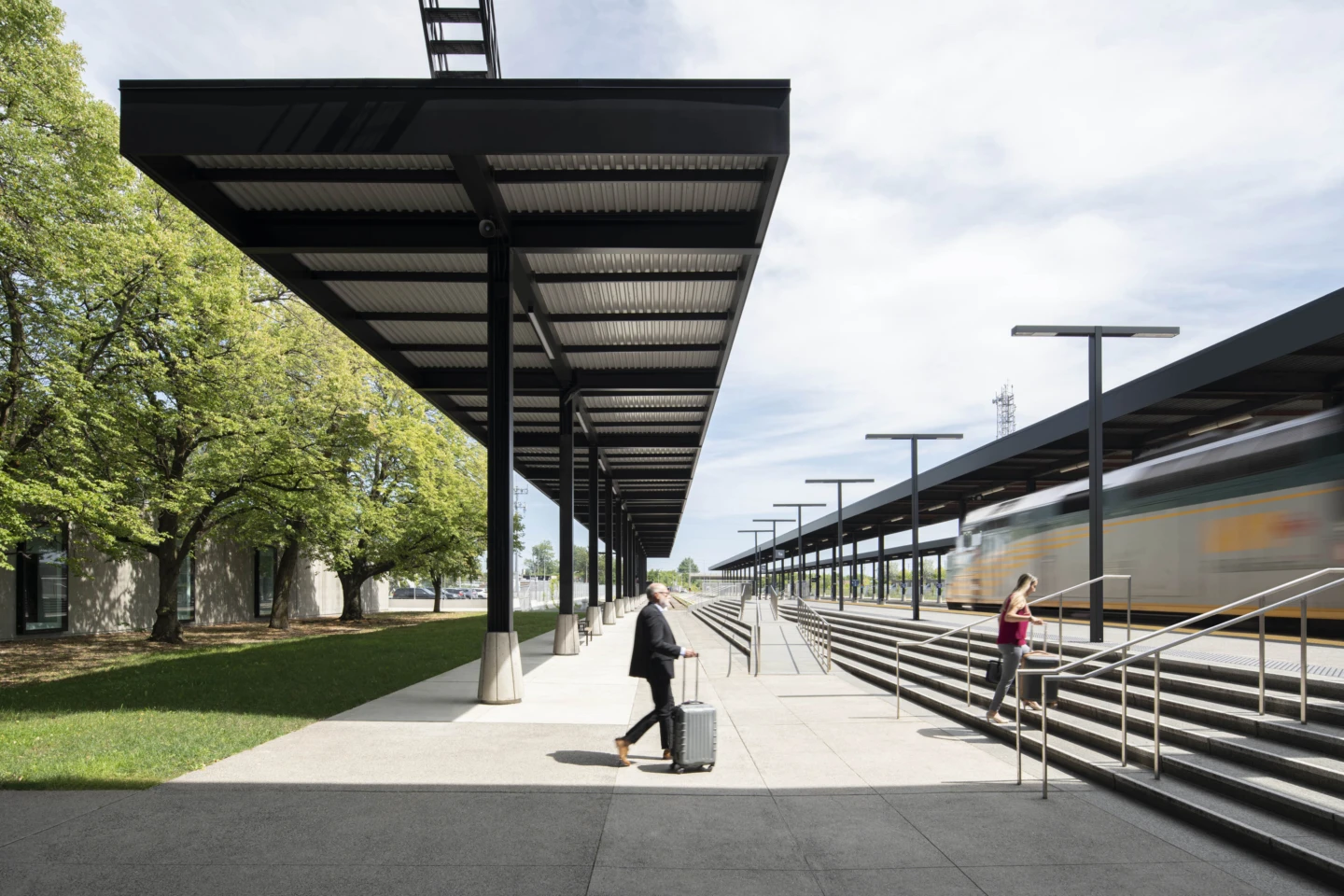 Extérieur de la Gare d’Ottawa et Salon d’affaires Via Rail