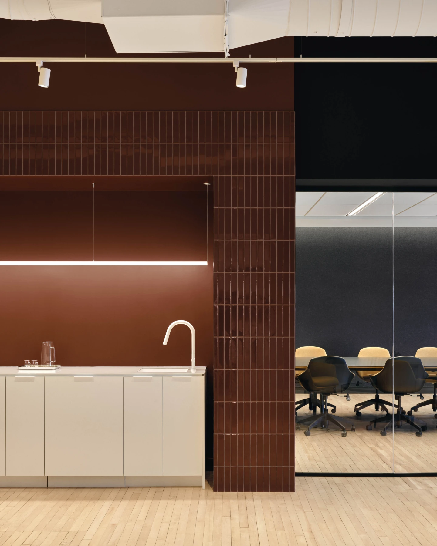 Intérieur de Zinnia, vue d'un lavabo