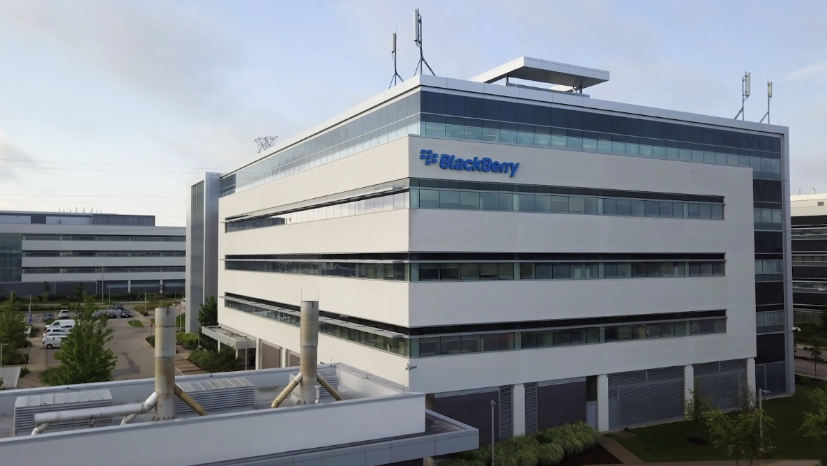 BlackBerry jams its IPO plans