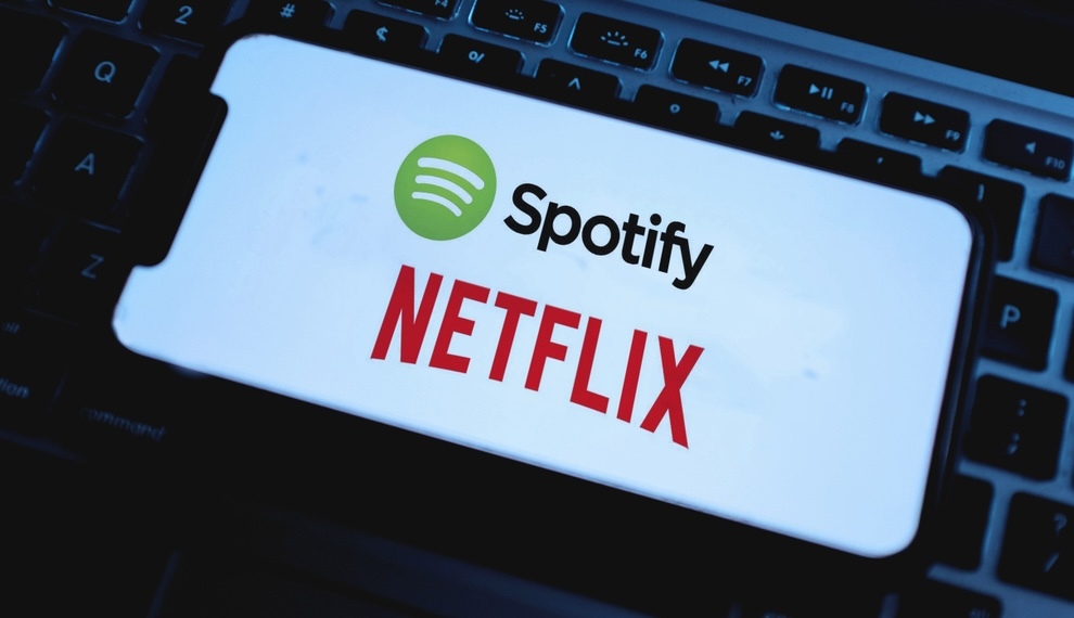 Netflix dips its toes into podcasting