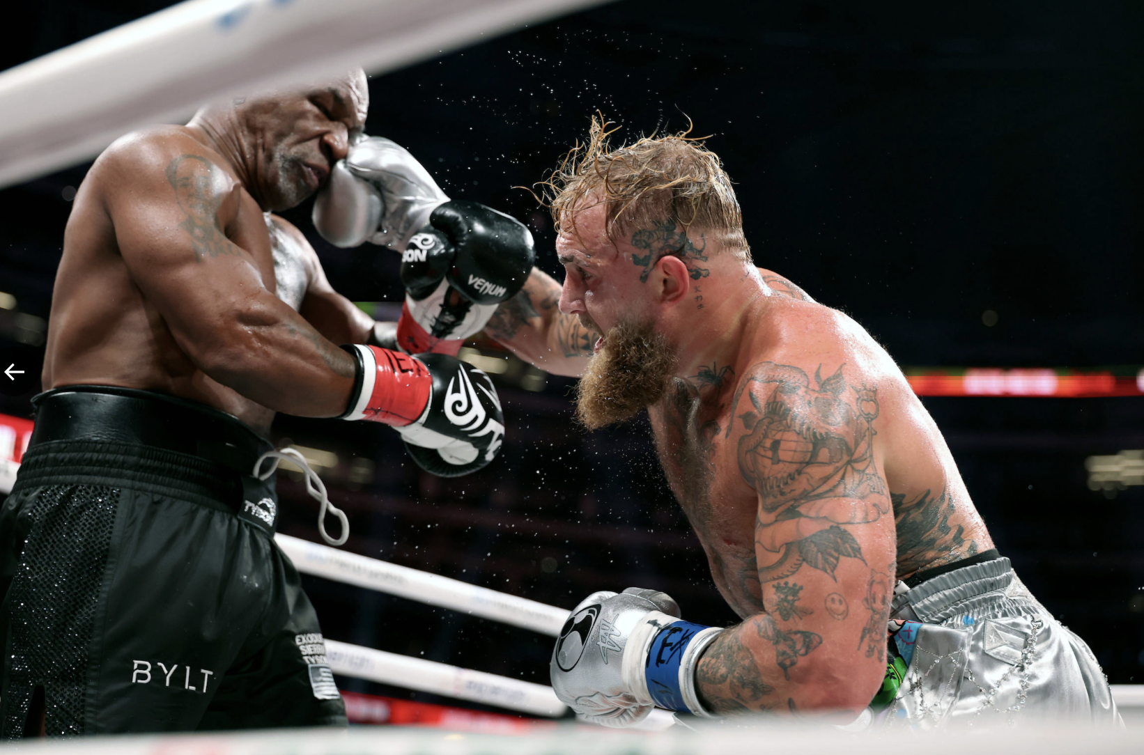 Netflix fumbles the big fight