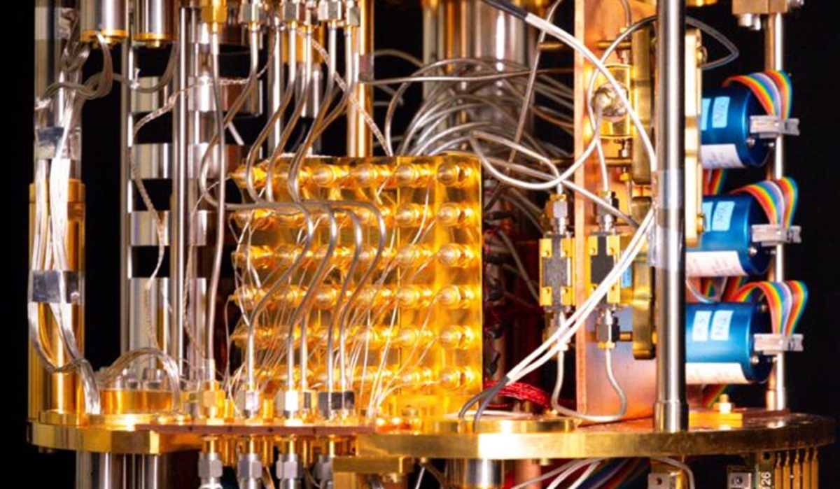 Quantum bits that correct their own errors