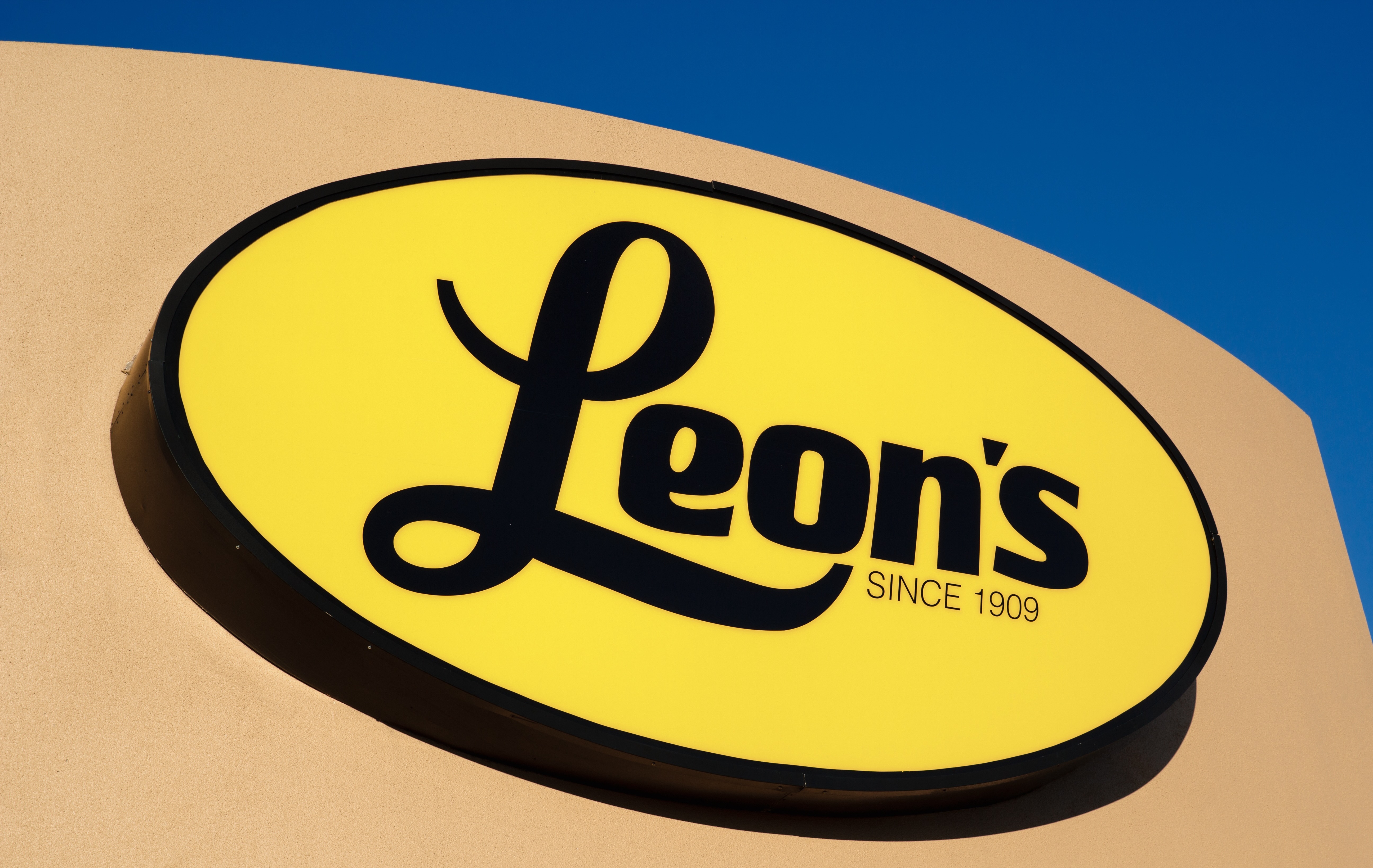 A case of false furniture advertising