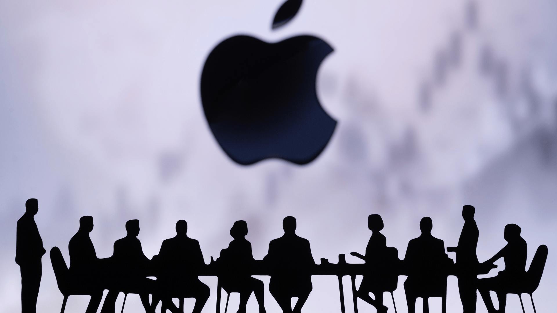 Is Apple stuck in a flop era?