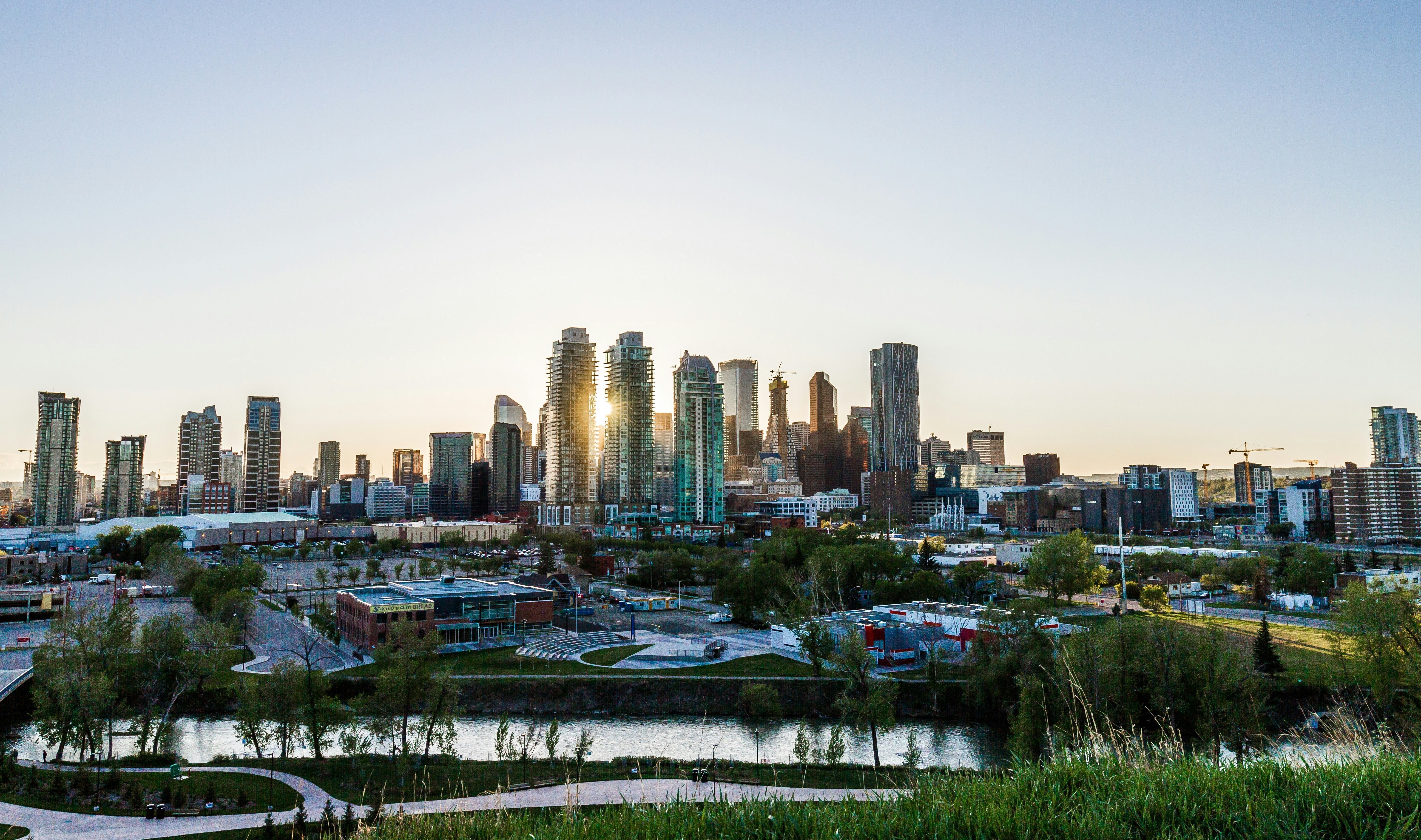 Alberta is calling… again