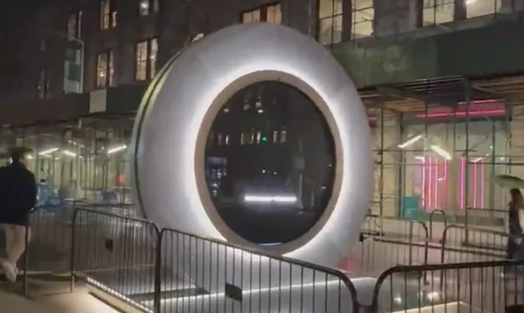 NYC and Dublin lose their portal privileges 