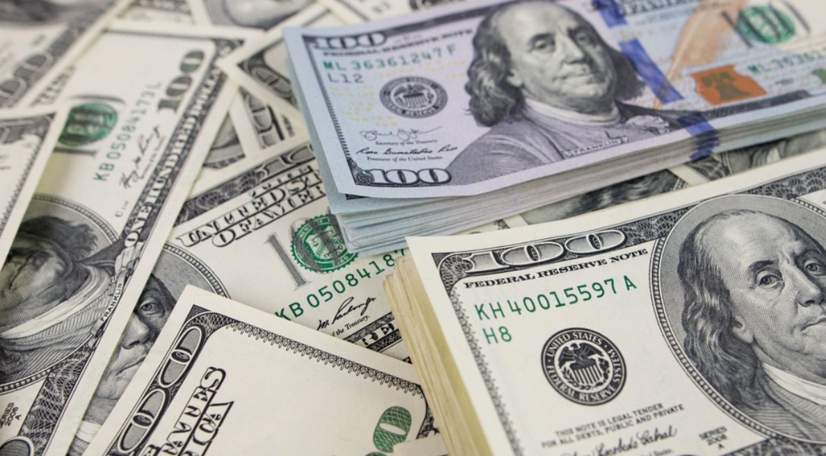 America’s debt party is hammering the dollar