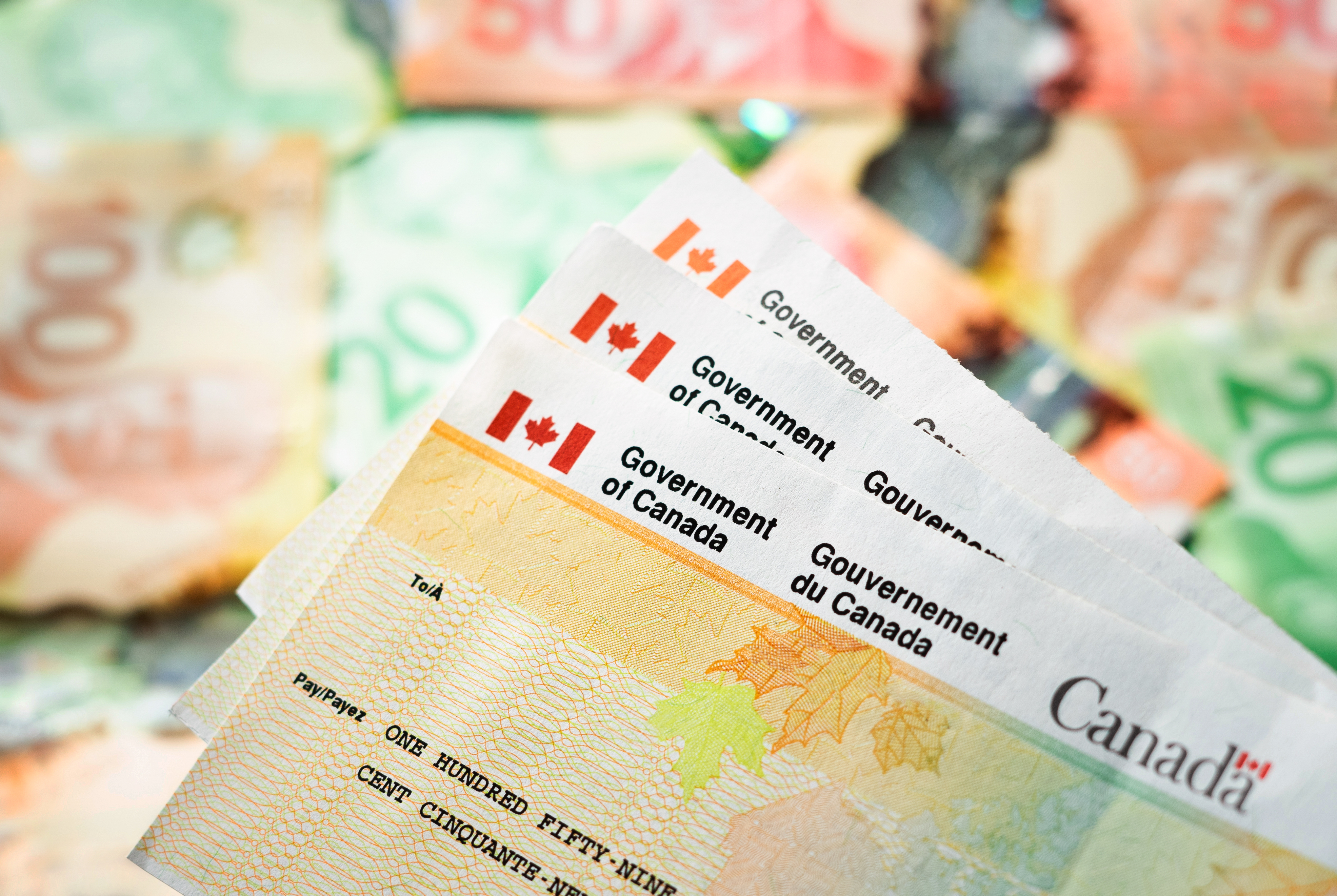 Fed stimulus casts doubt on rate cut pace