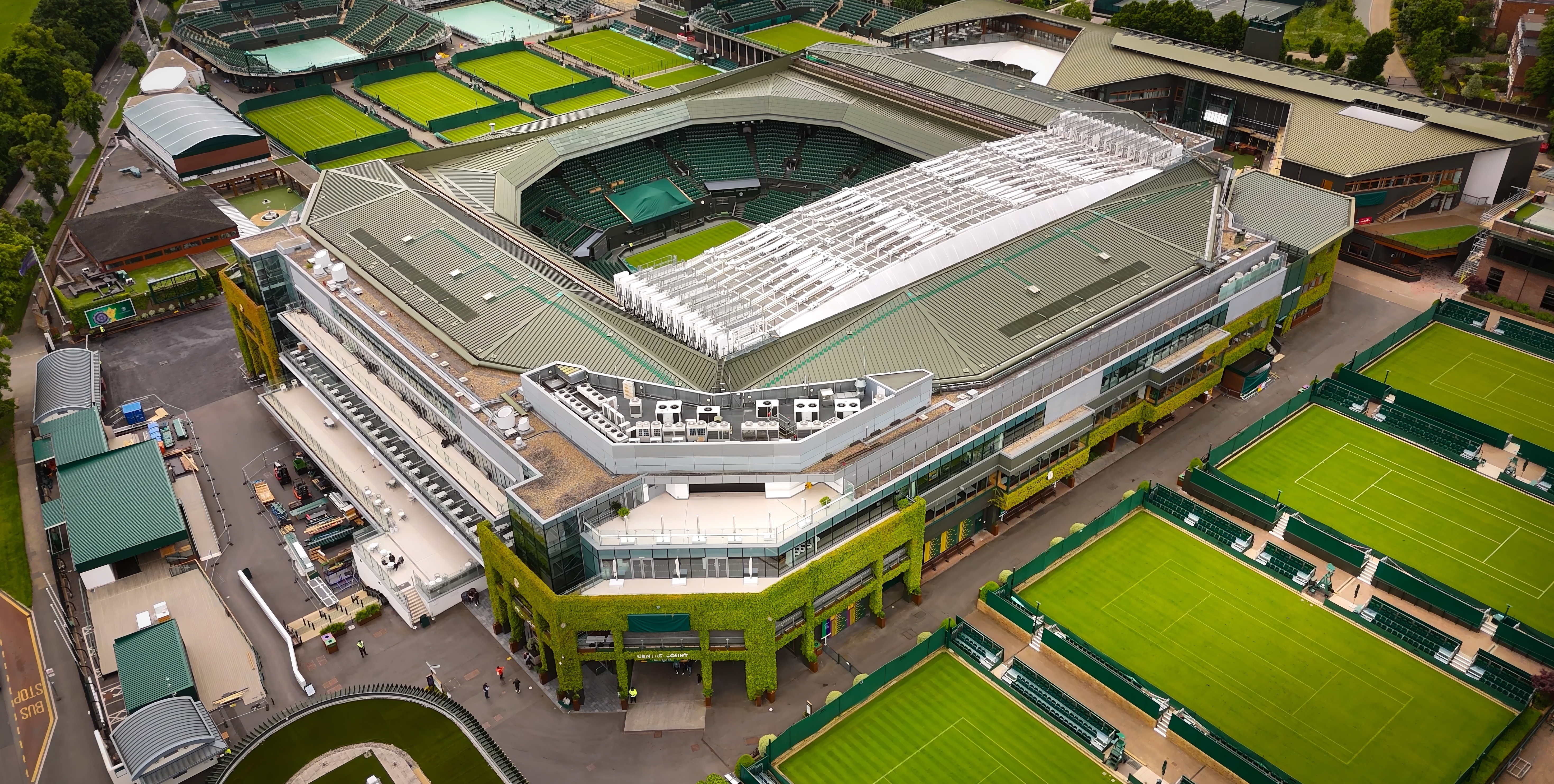 Tennis looks for answers to pay inequity 