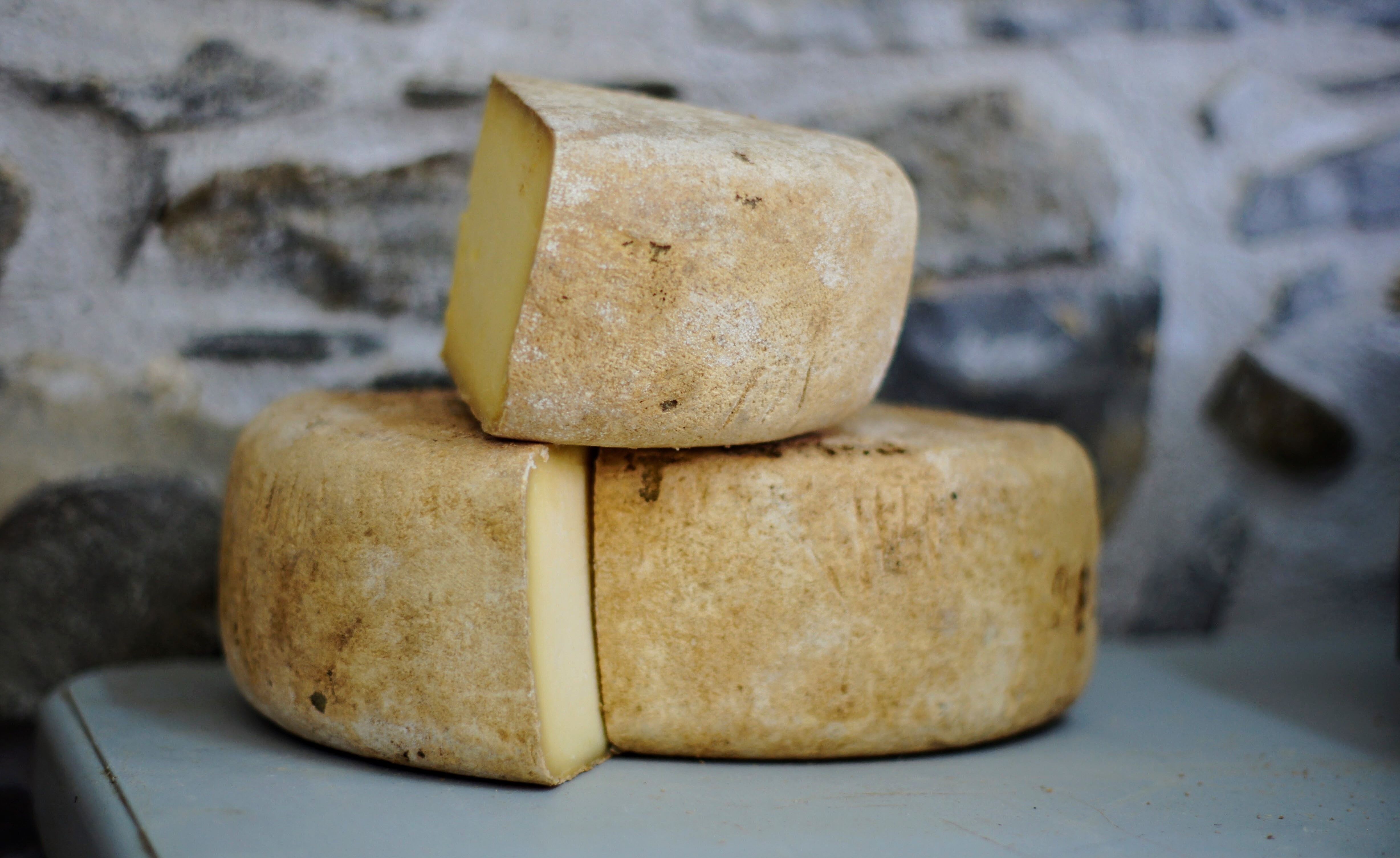 Canada clamps down on British cheese