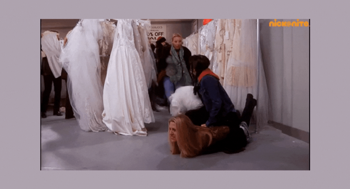 How to tackle warehouse sales like a pro