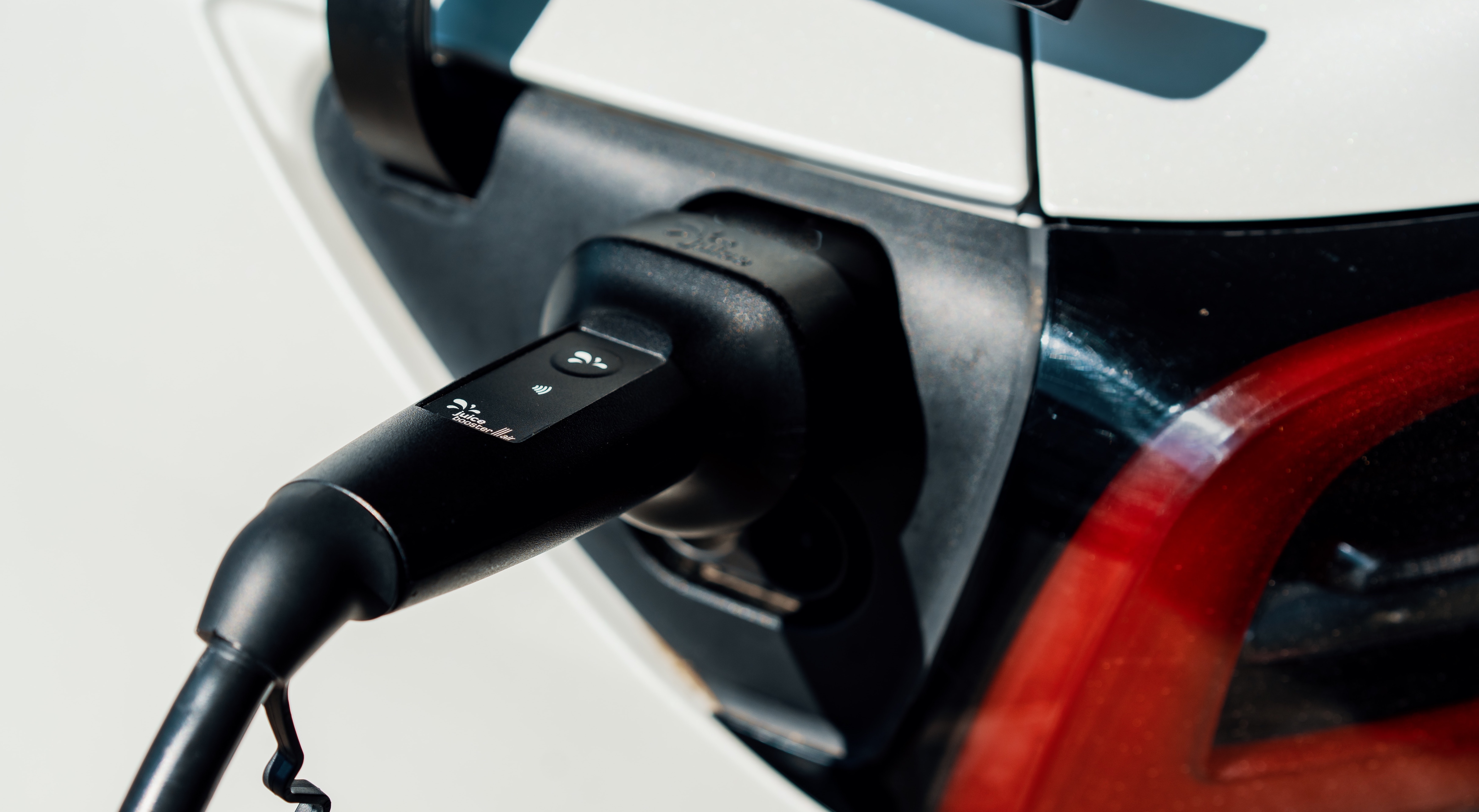 Another day, another EV battery investment