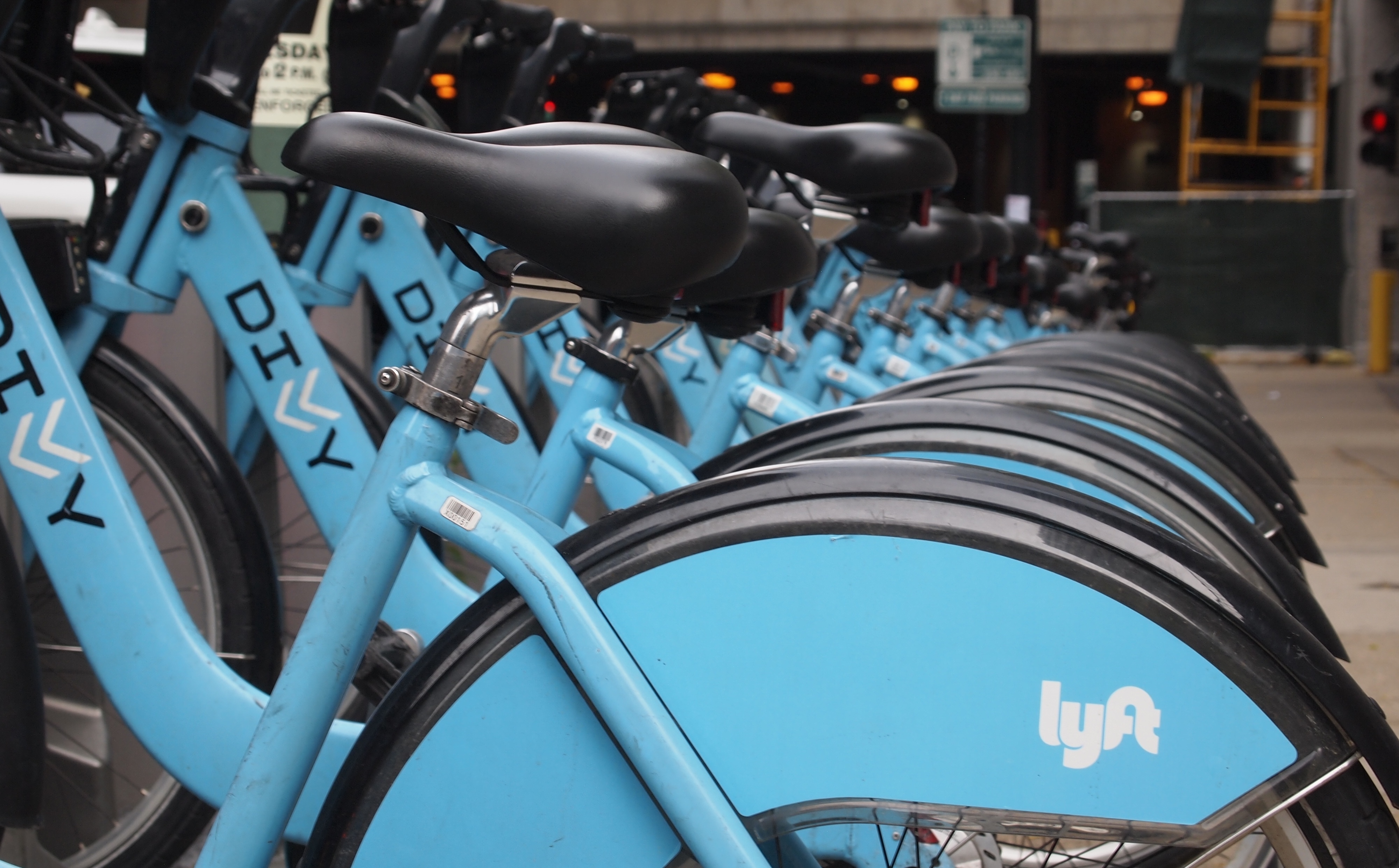 Lyft doubles down on its bike sharing biz