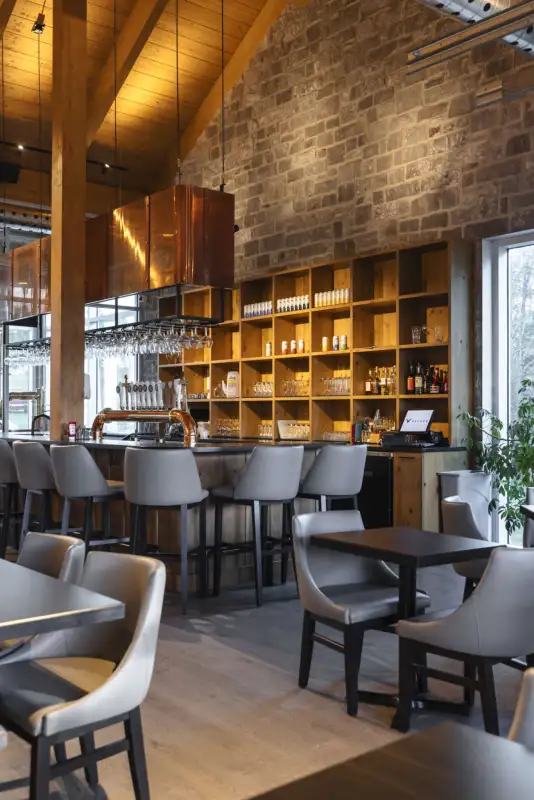 Microbrasserie de l'île d'Orléans, Pub Le Mitan