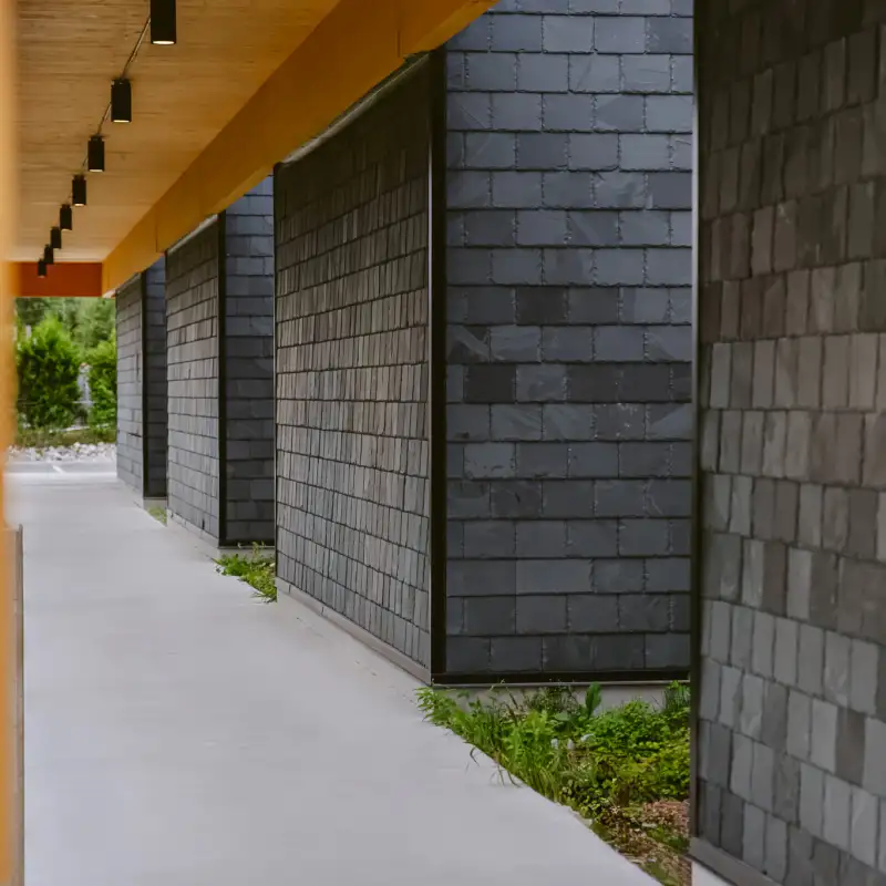 École primaire et secondaire MacLean Memorial - entrée