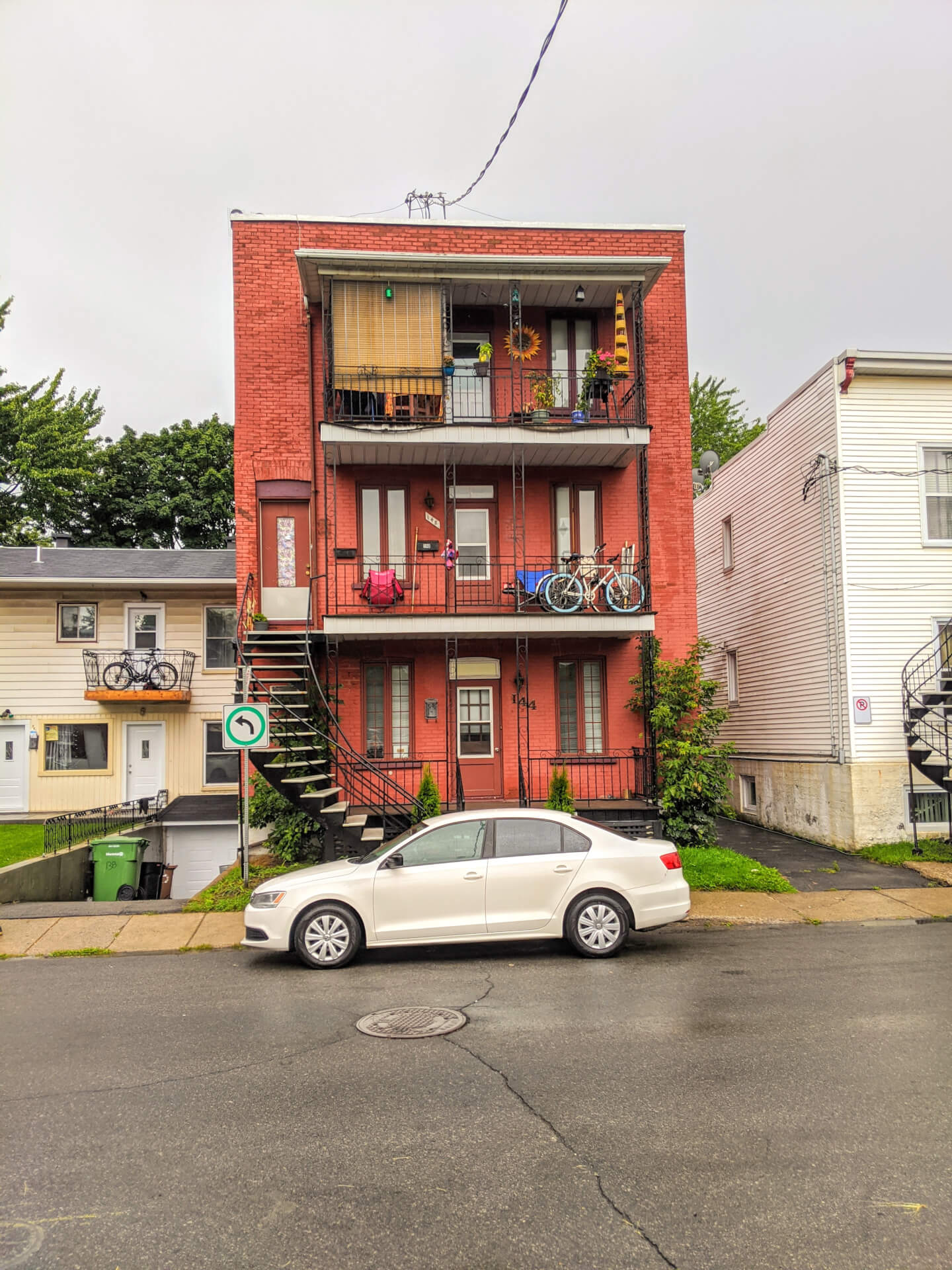 Triplex à vendre sur Avenue Duranceau Triplex à vendre sur Avenue Duranceau