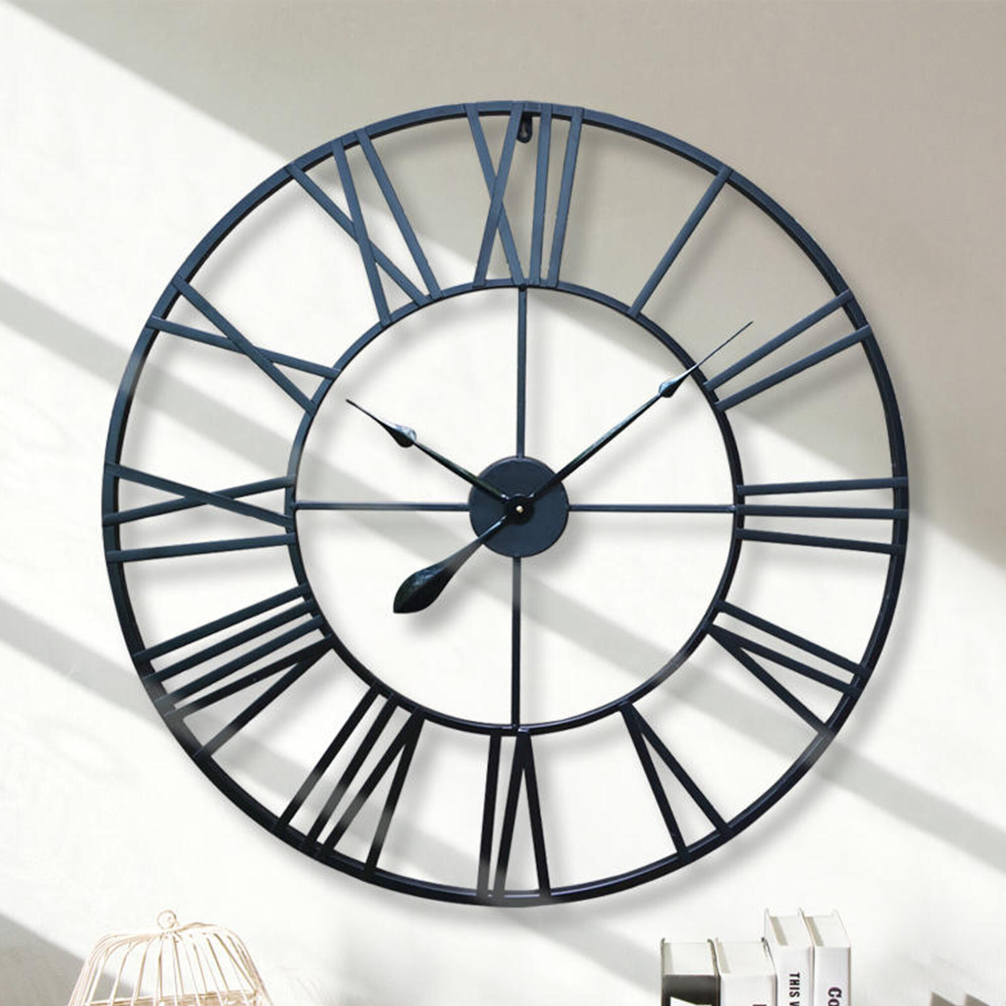 32-Inch Retro Roman Wall Clock, Round, Black