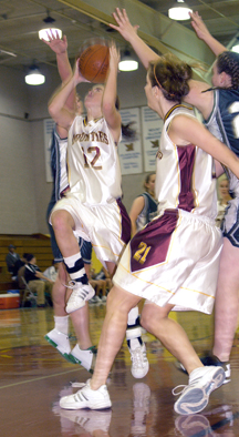 Natalie Owens basketball