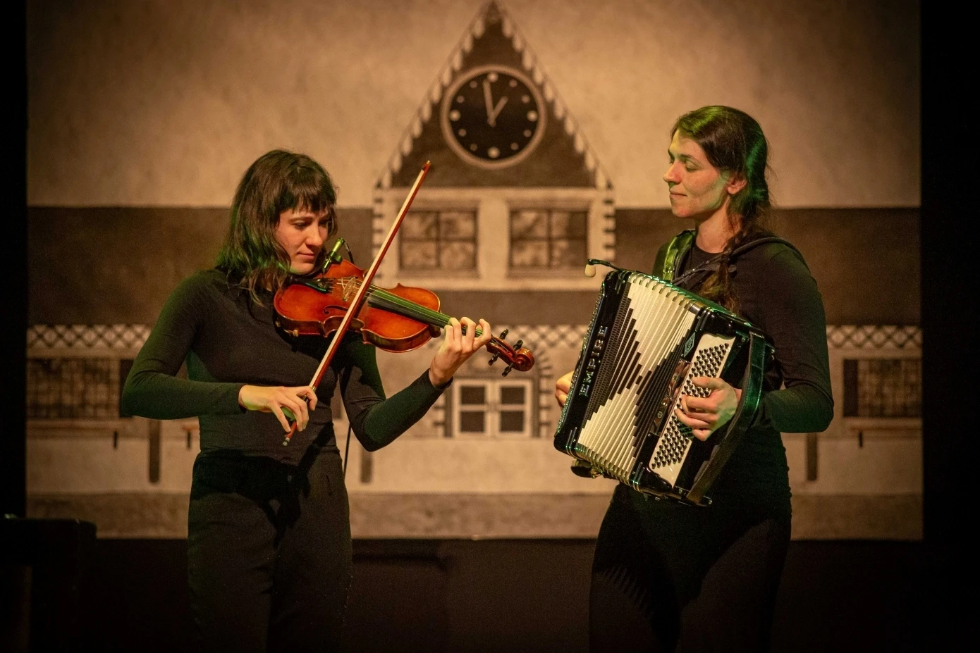 Sortir grandir nora la trotteuse 1