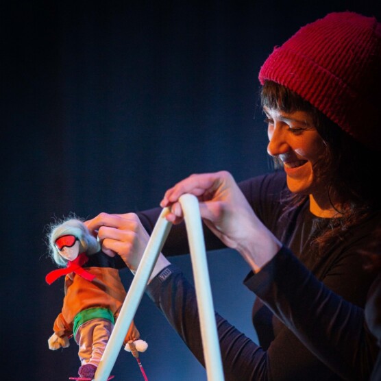 Sortir grandir nora la trotteuse gabrielle interprete