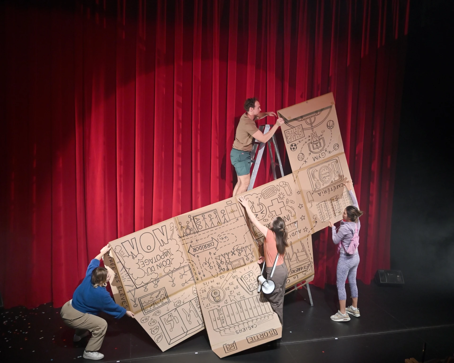 TBD Spectacle En Attendant La Cloche Galerie01