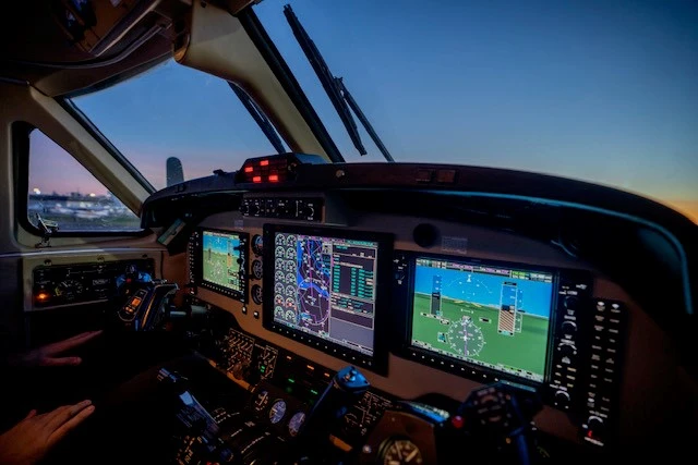 MAX AVIATION/CARGAIR